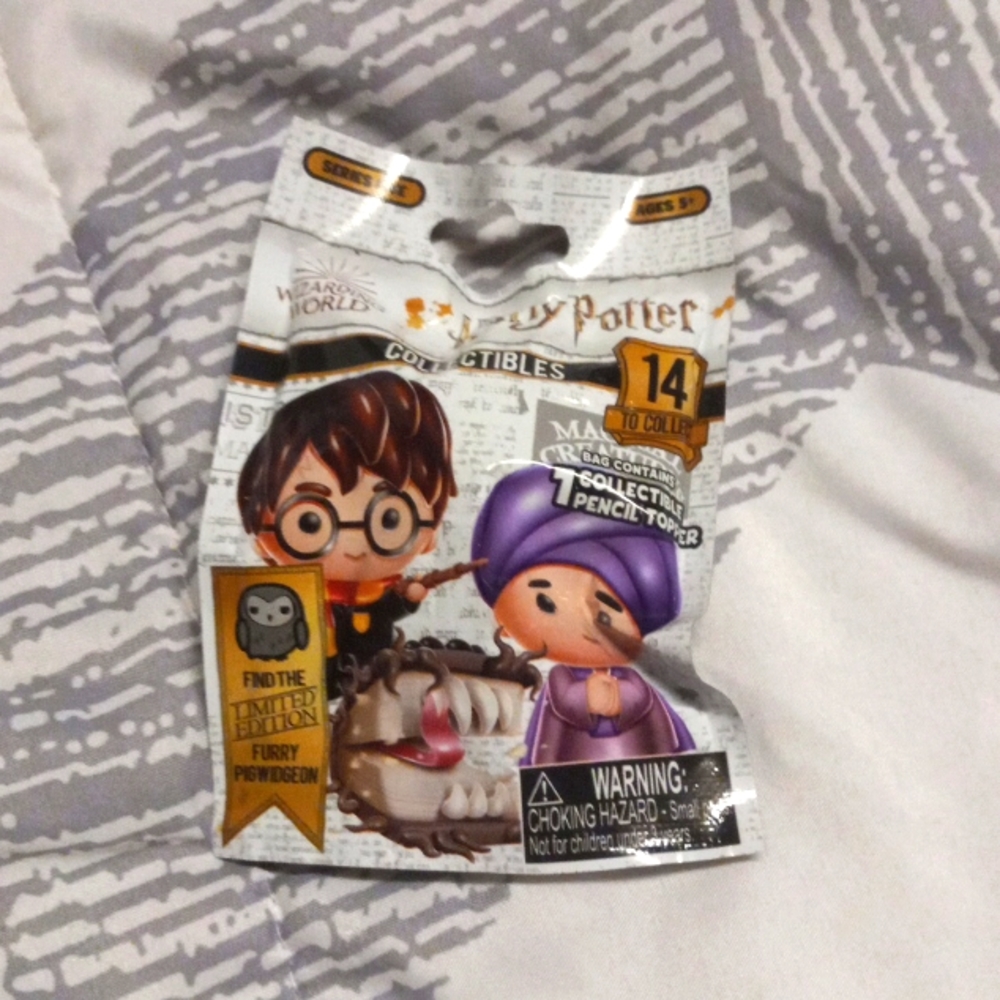 Harry Potter Wizarding World collectable blind bag with pencil topper series 5